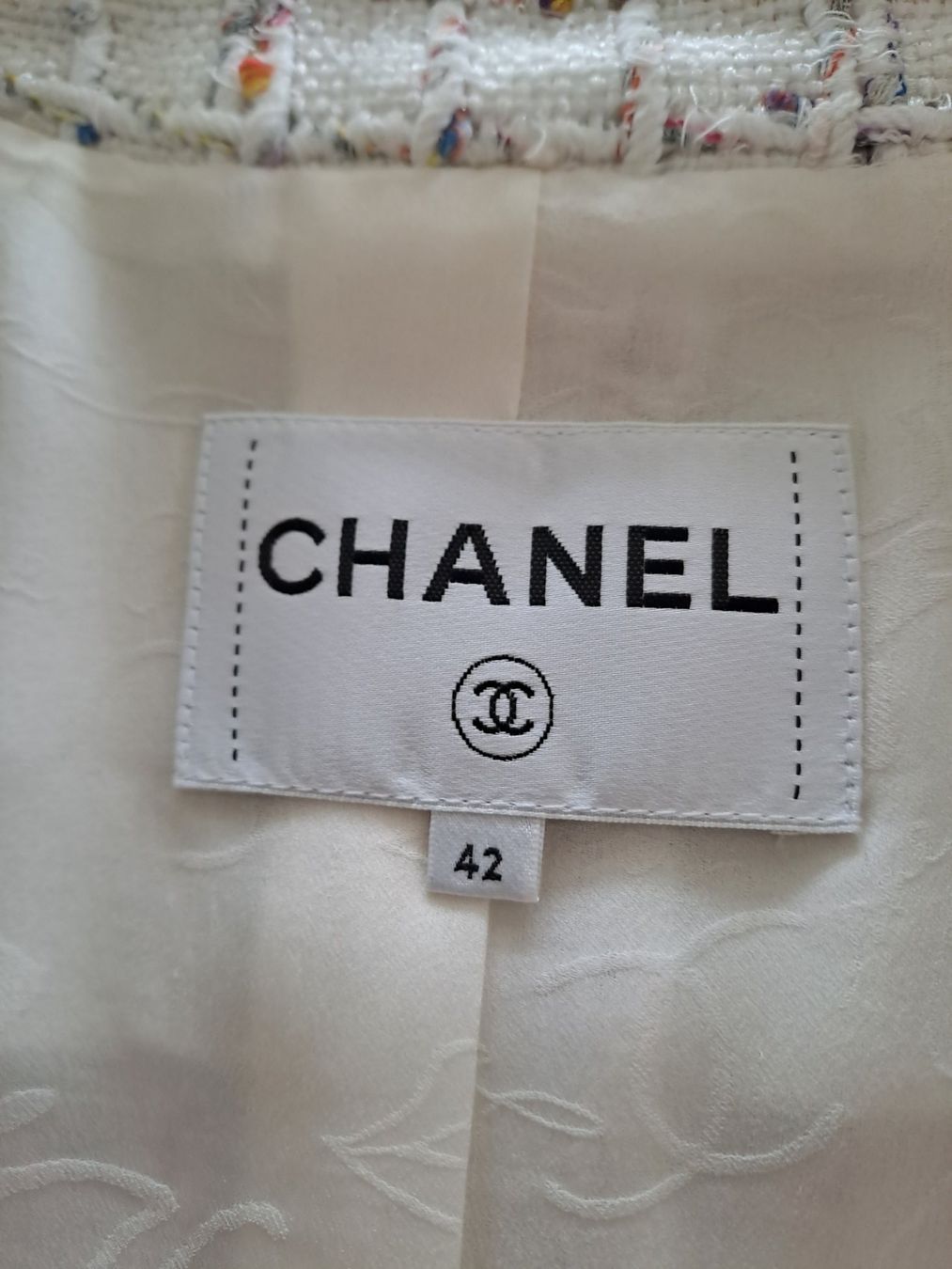 Chanel Giacche: CHANEL Tweed-Jacke Gr. 42 – Nuovo (secondo la descrizione) da Mettau venduto da Rewima 4