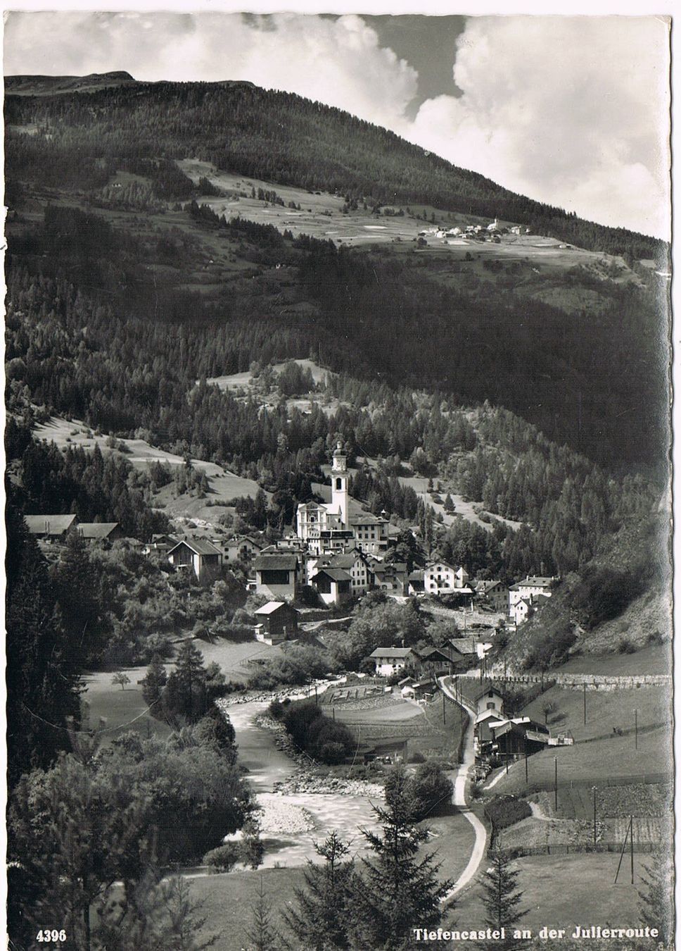 Cartoline postali: Tiefencastel an der Julierroute – Usato da Buchs AG venduto da Baerfisch