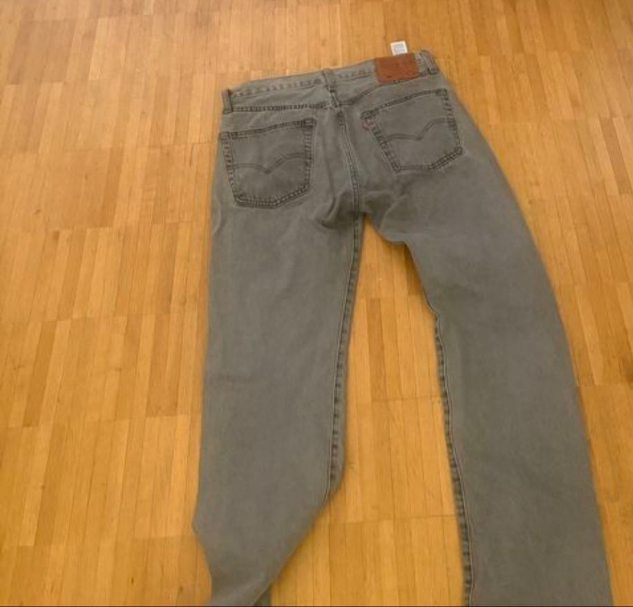 Levi's Jeans: Levi's 501 32x32 – Usato da Binz venduto da julijuli 6