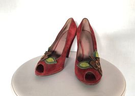 Escarpins ouverts peeptoe en daim Miu Miu rouge brique