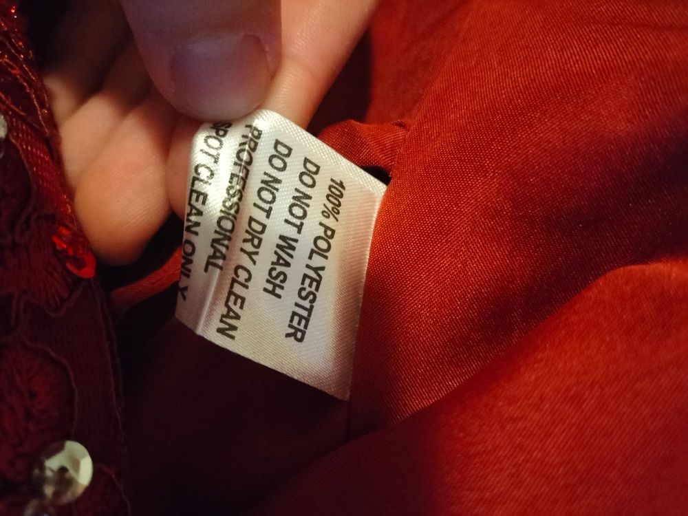 JJ’s House Vestiti: Wunderschönes rotes Kleid Abendkleid Fotoshooting – Usato da Othmarsingen venduto da AnastassiaV 8