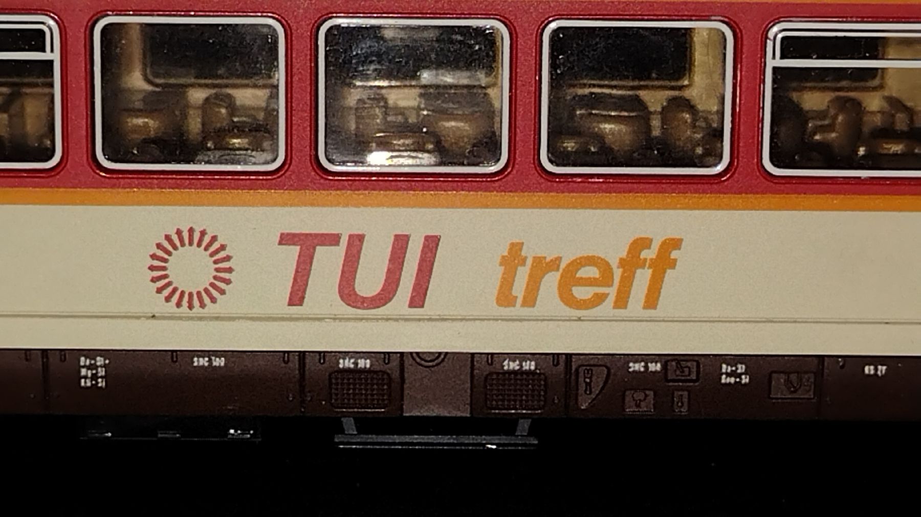 Roco Modellini di ferrovie: Voiture restaurant TUI treff – Usato da Vevey venduto da tgv3 1