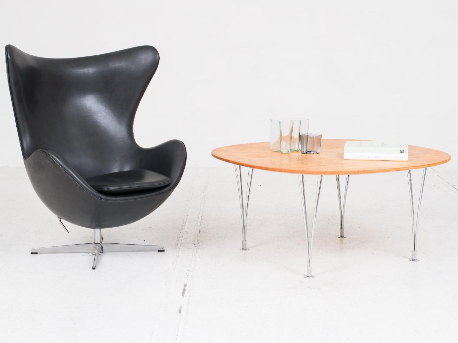 Fritz Hansen Tische: Fritz Hansen Supercircular Couchtisch von Piet Hein – Gebraucht aus Zürich von STUZH38