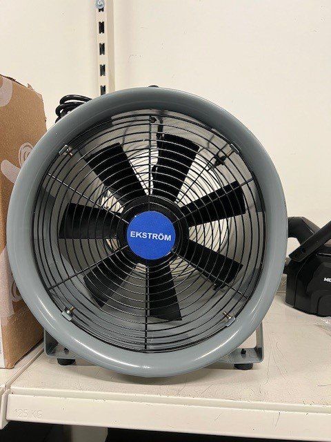 Ventilatori: Ekström Axialgebläse 12 Zoll – Usato da Buchs SG venduto da Frankenspalter_Buchs