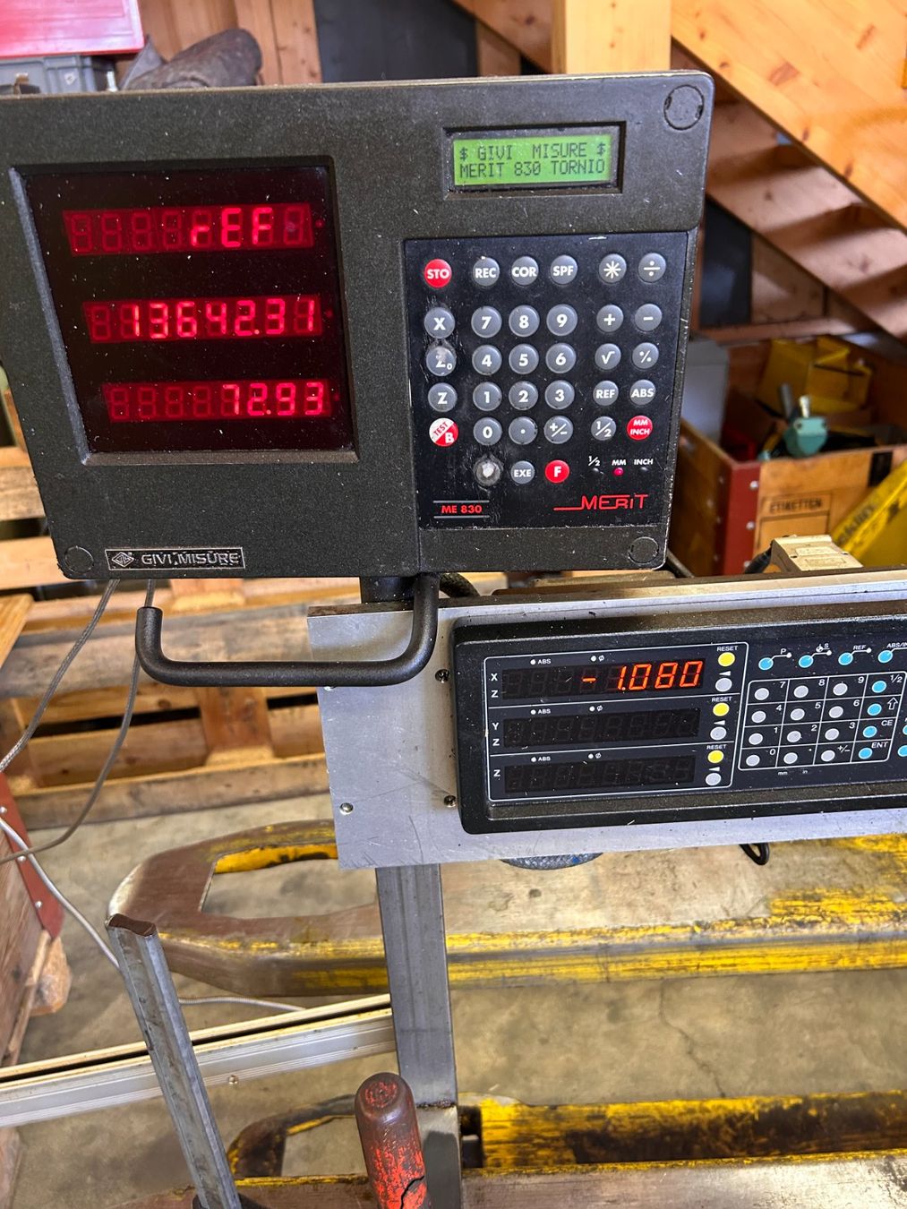 Tutte le macchine: Drehbank Digitalanzeige 3 Meter – Usato da Münchenstein venduto da fransch 7