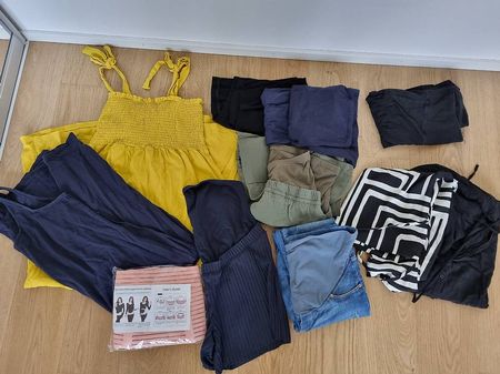Kleiderpaket Schwangerschaft Gr. M inkl. Bauchgurt