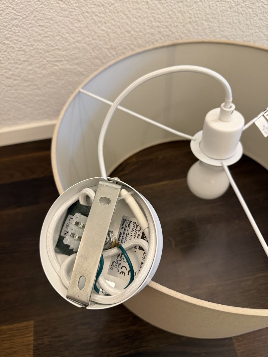 Micasa Lampadari & plafoniere: Schöne Pendelleuchte mit Schirm in beige – Usato da Olten venduto da JanickH01 1