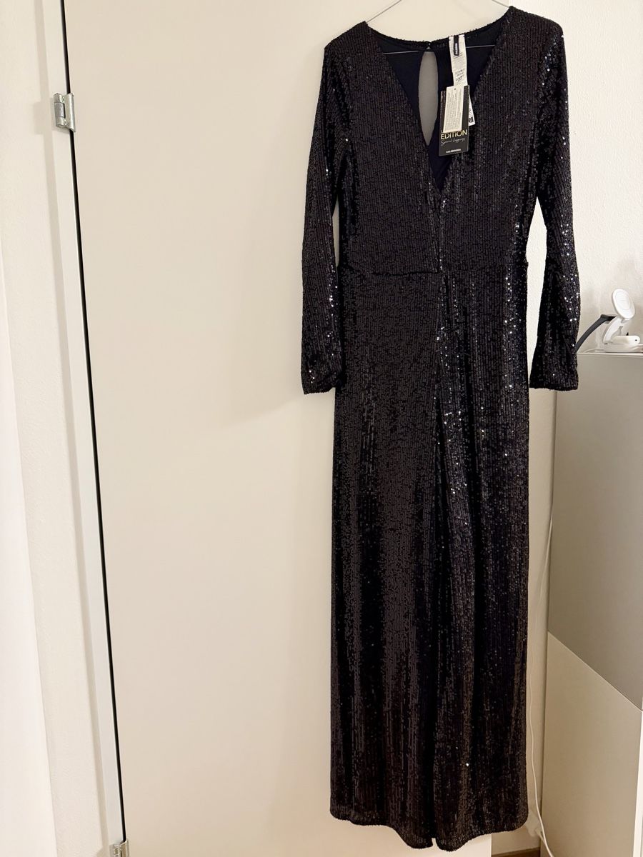 Calzedonia Tute: Jumpsuit mit Glitzer Calzedonia – Nuovo e nell'imballaggio originale da Oberengstringen venduto da Sha.l