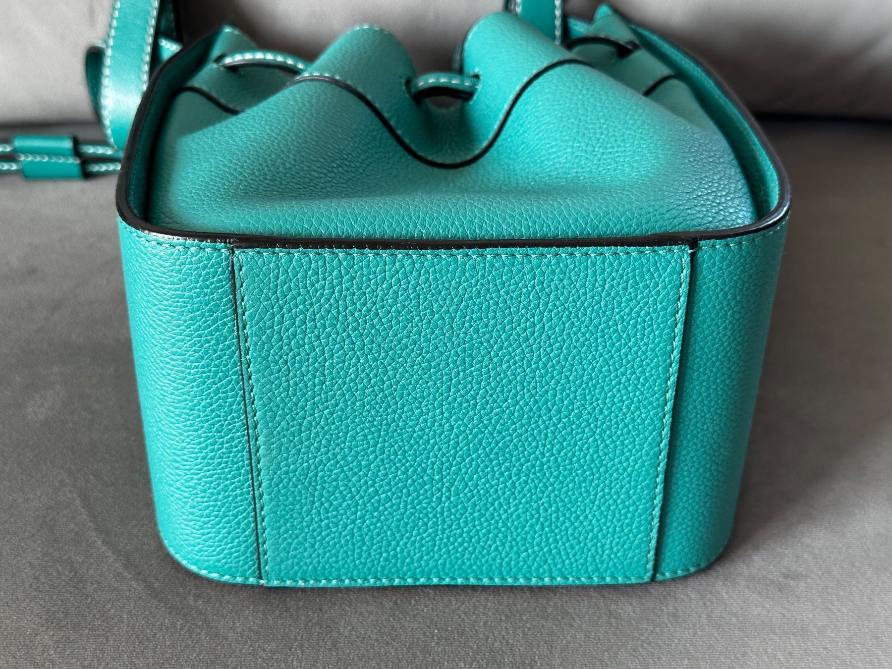 Loewe Taschen für Damen: LOEWE HAMMOCK MINI – Gebraucht aus Wollerau von MX-TS 5