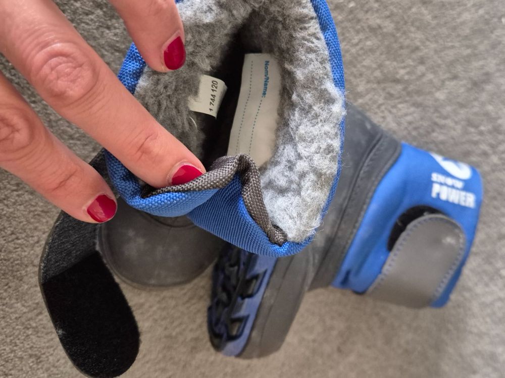 Scarpe da uomo: Winterstiefel gefüttert, Gr 22 – Nuovo (secondo la descrizione) da Zürich venduto da Nuusneiti 3