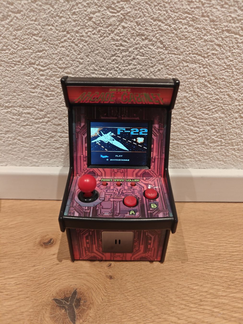 Giochi: Retro Mini Arcade Cabinet - Perfect Holiday Gift! – Usato da Forch venduto da josoha 2