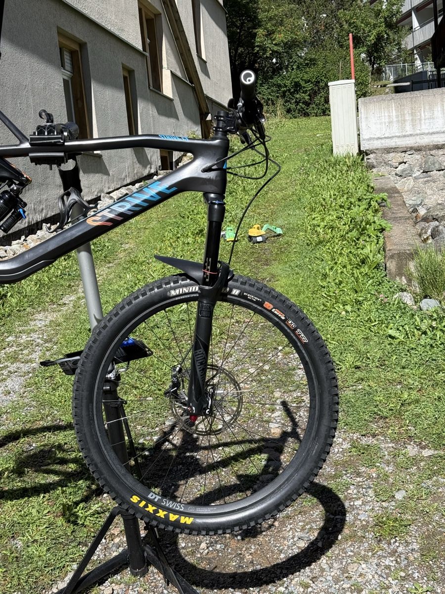 Vélos: Canyon Strive CF 7.0 Grösse L – D'occasion à Davos Platz par Forumraida 2