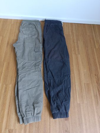 2 lange Hosen