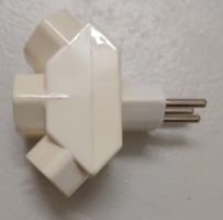 Dreifachstecker Typ 13