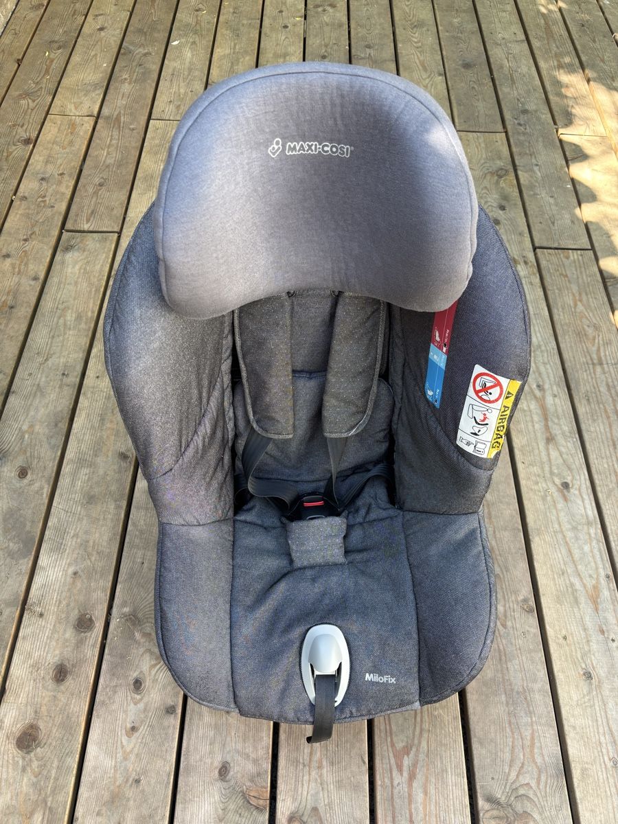 Maxi-Cosi Seggiolini per auto: Autokindersitz Maxi Cosi Milofix – Usato da Schaffhausen venduto da CarlaC02