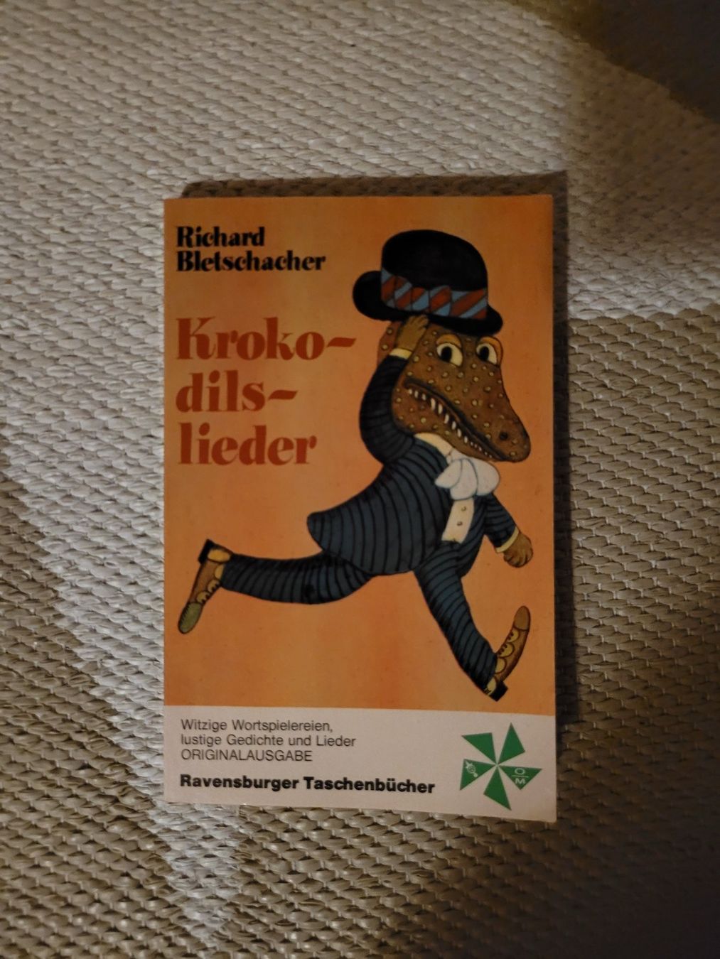 Bücher: Krokodilslieder – Gebraucht aus Perlen von Safari_23
