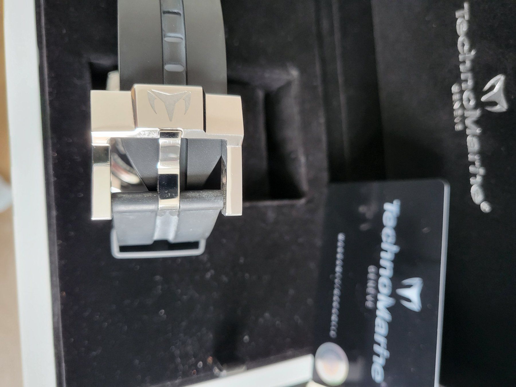 Uhren: Technomarine UF6 Uhr Full Set – Gebraucht aus Endingen von rob_6dnc 3