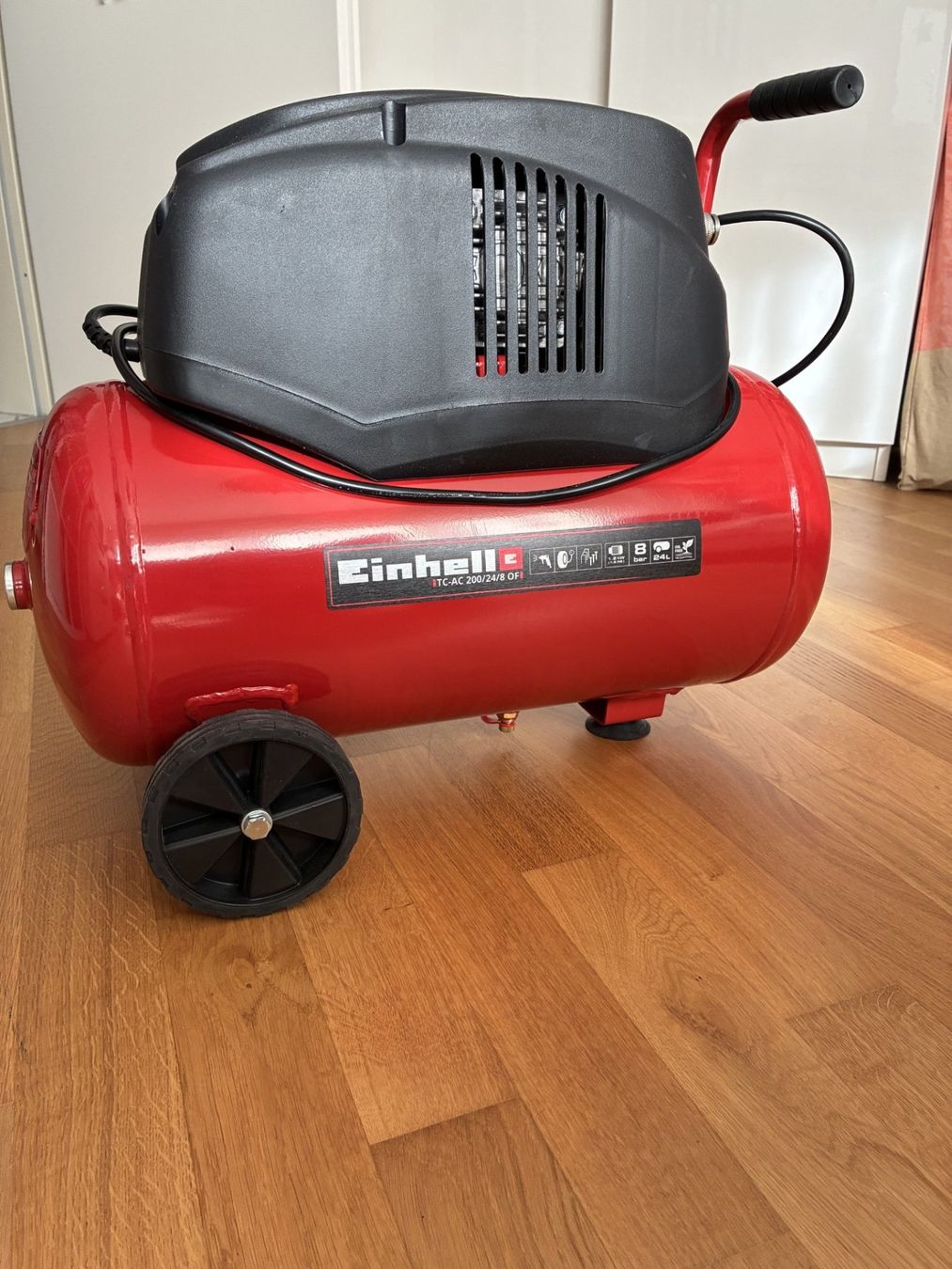 Einhell Compressori: Kompressor Einhell TC-AC 200/24/8 OF – Usato da Mellingen venduto da Gliblawyer