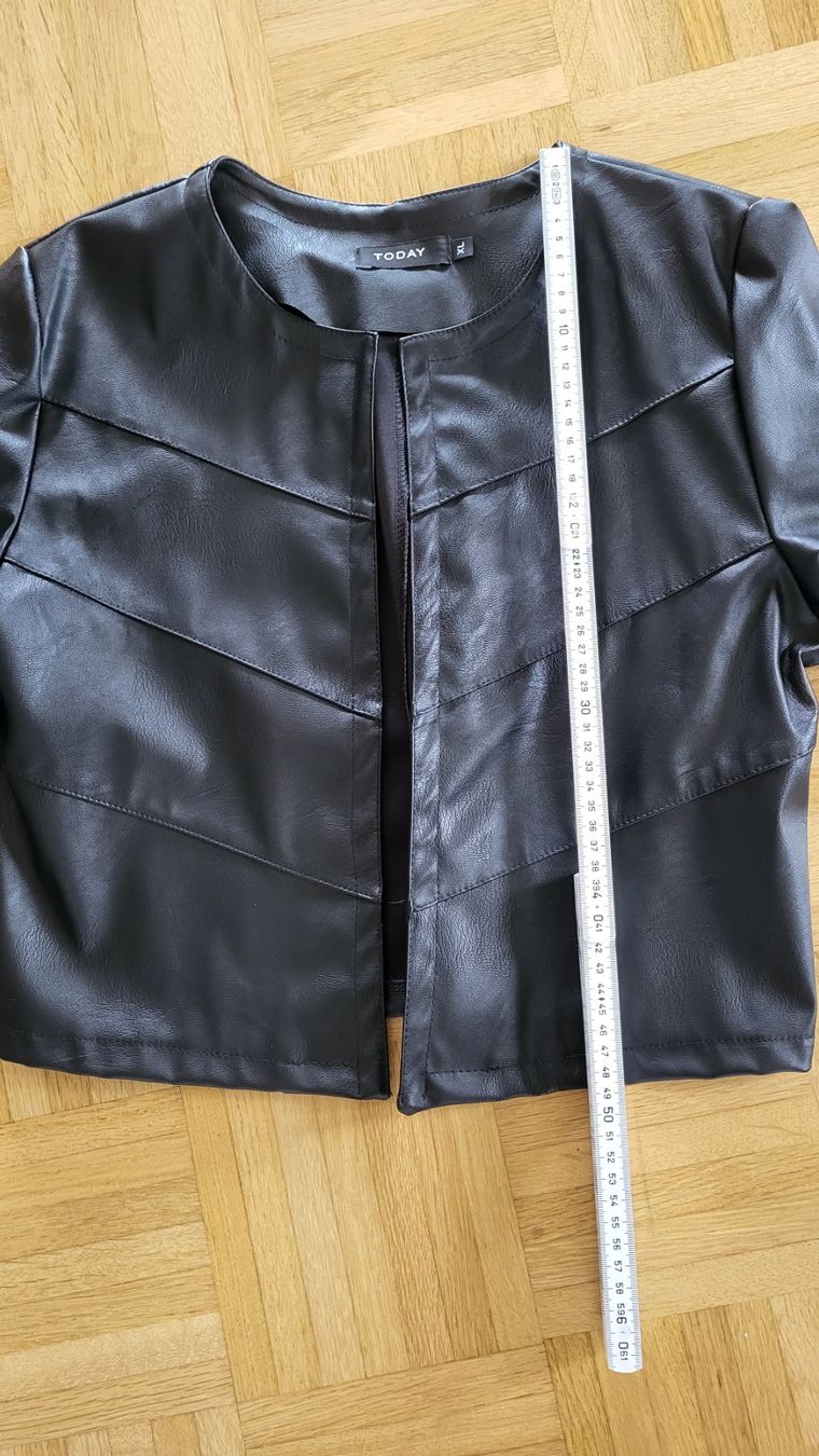 Jacken: Kurze Jacke im Leder-Imitat-Look – Neu (gemäss Beschreibung) aus Horw von Pfderi0 3