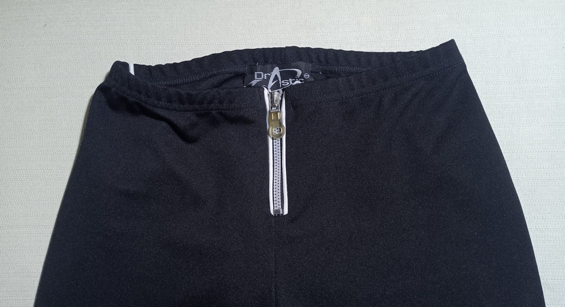 Pantaloni: Y2K Designer Hose mit Reissverschluss Dr Astic M Techno – Usato da St. Gallen venduto da Hereplaysmusic 1