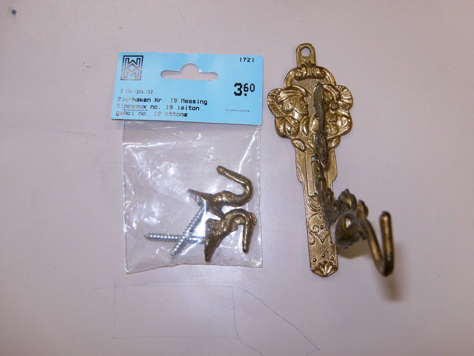 Eisenwaren: Messinghaken-Set ungebraucht – Gebraucht aus Liesberg von Mikado1965 1