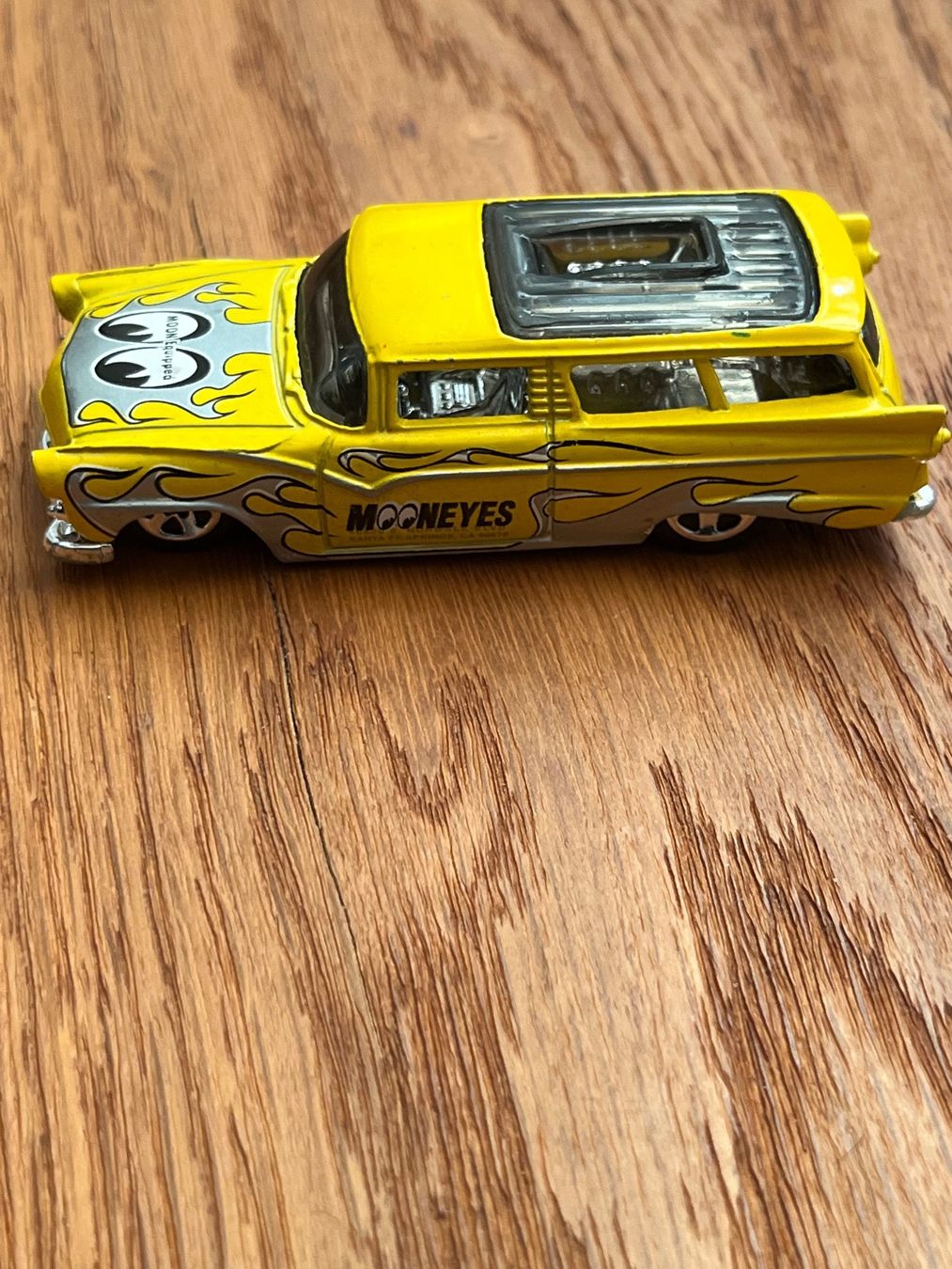 Hot Wheels Modellautos: Ford Custom 8 Crate von HotWheels in Matchbox-Grösse – Neu (gemäss Beschreibung) aus Basel von EdiEberle 2
