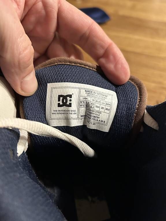 Scarpe da donna: DC Manteca 4 Hi Gr. 39 – Usato da steffisburg venduto da stefanruoff 4