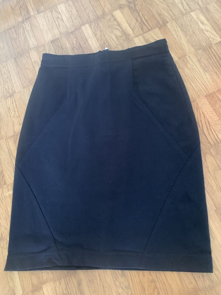 Gonne: Hugo boss schwarze jupe stretch – Usato da Zürich venduto da Nikuska32