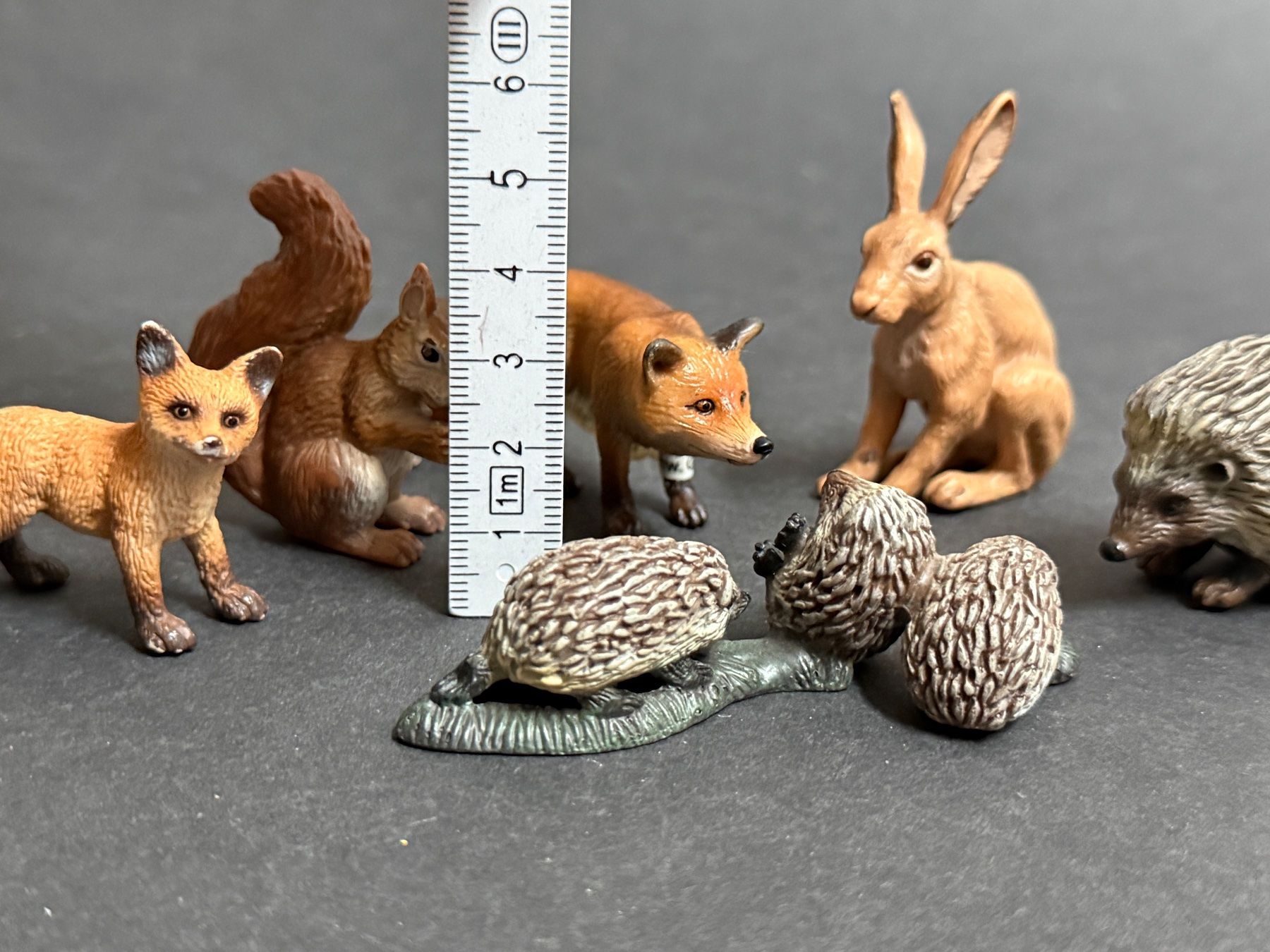 Schleich Statuette: Schleich Waldtiere Fuchs Igel Hase – Usato da Ennetbaden venduto da mapa05 1