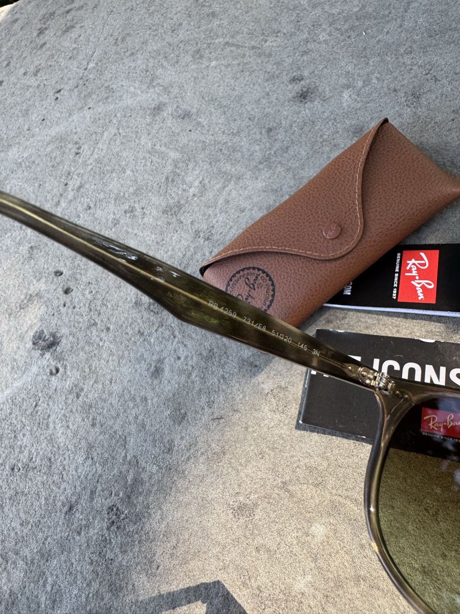 Ray-Ban Brillen & Gläser: Original Ray-Ban RB4259 Sunglasses With Case – Neu (gemäss Beschreibung) aus Effretikon von rus_2l2p 9