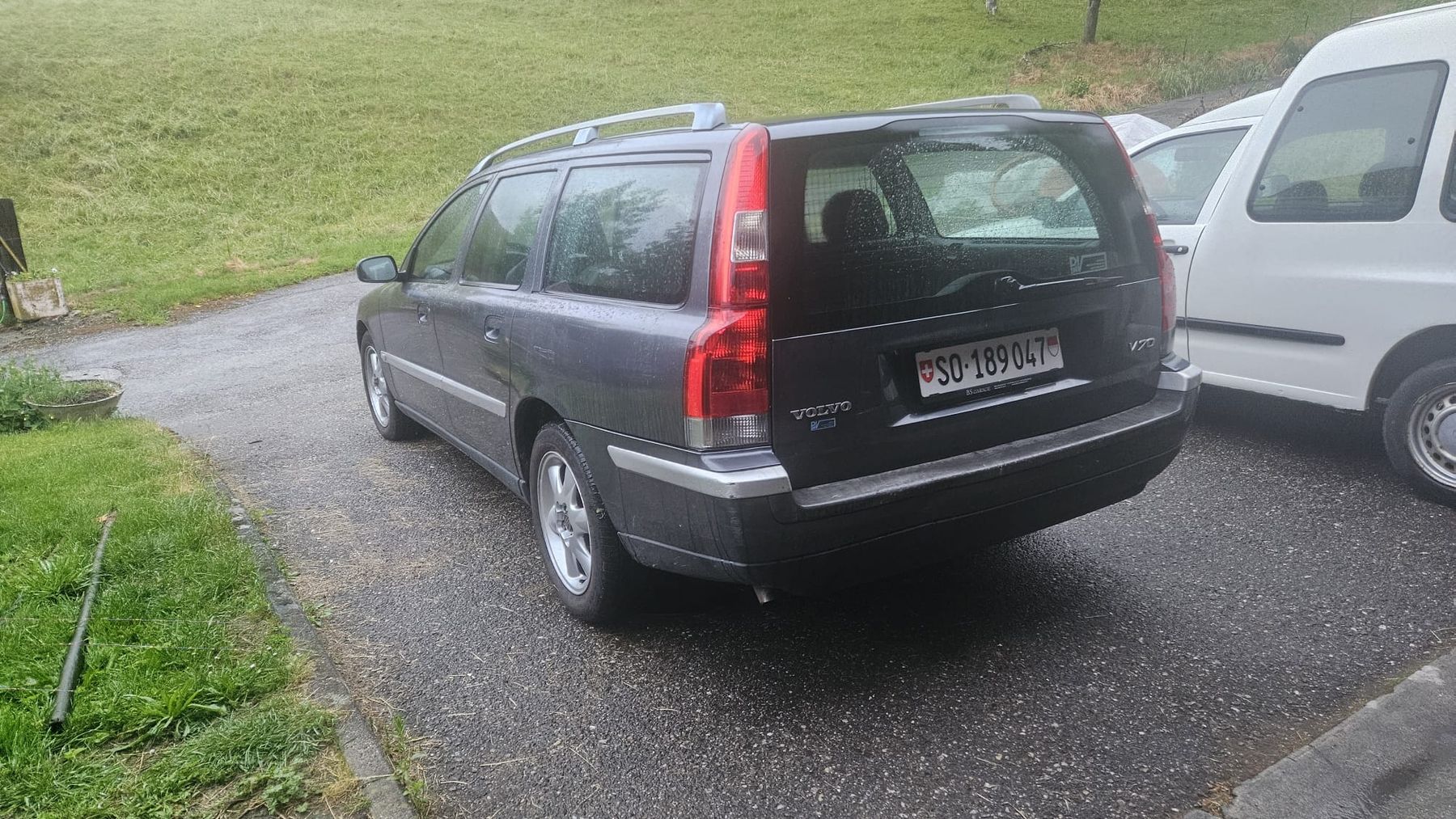 Volvo Automobili: Volvo V70 2.4 – Usato da Mühledorf SO venduto da sch_72xg 2