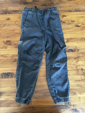 Jogger / Hose Gr. 122