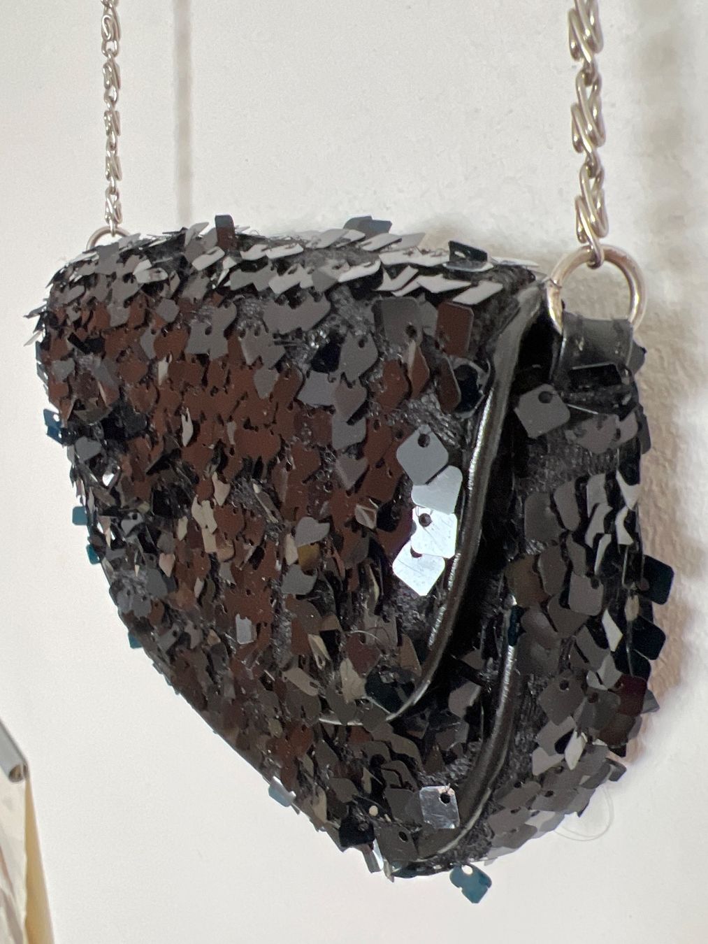 Borse da donna: Abendtäschchen Pailletten Metallband – Usato da Kreuzlingen venduto da Muschel64 2