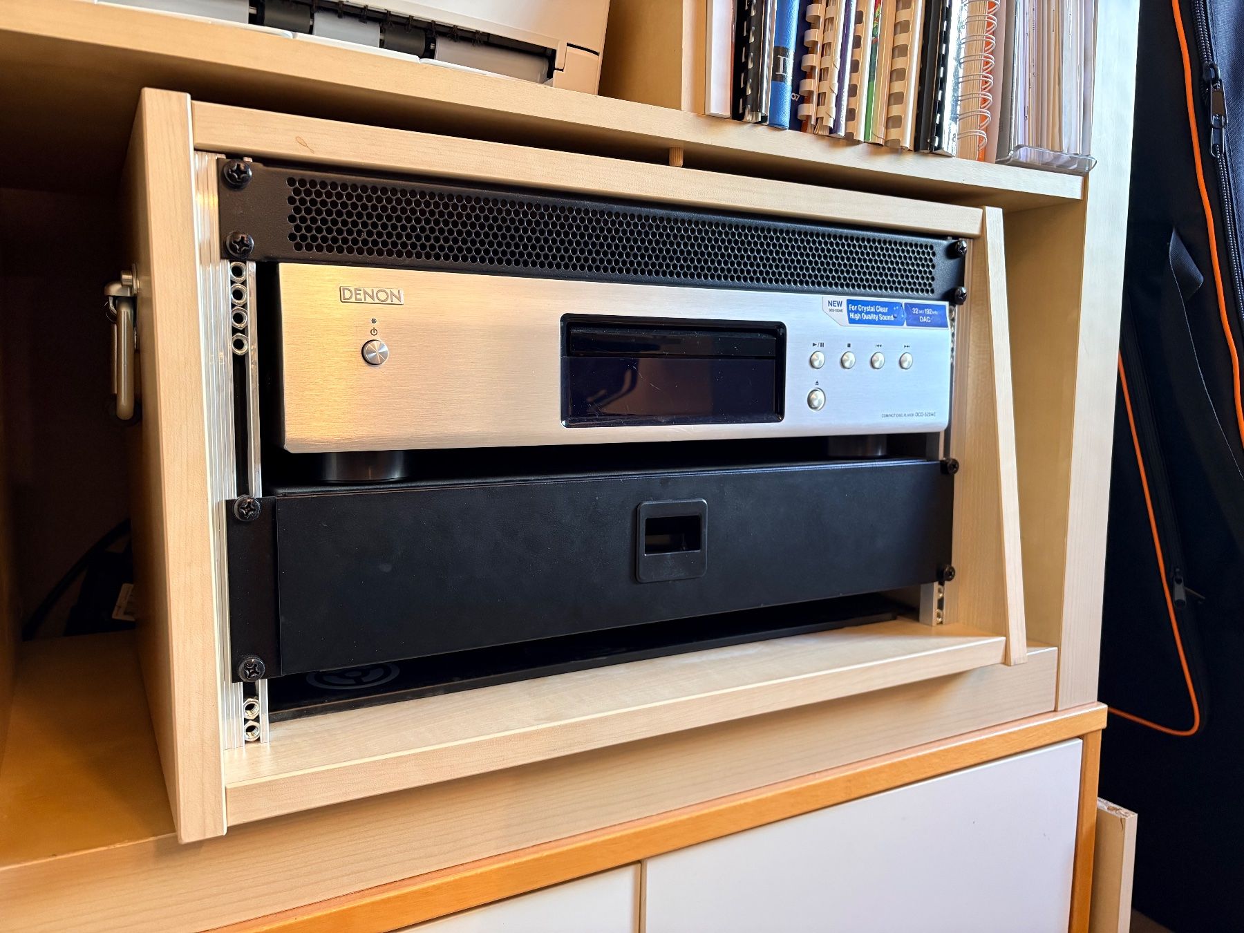 Sonstiges Zubehör: Thon Studio Desktop Rack 6U – Gebraucht aus Brunnen von Piacello 1