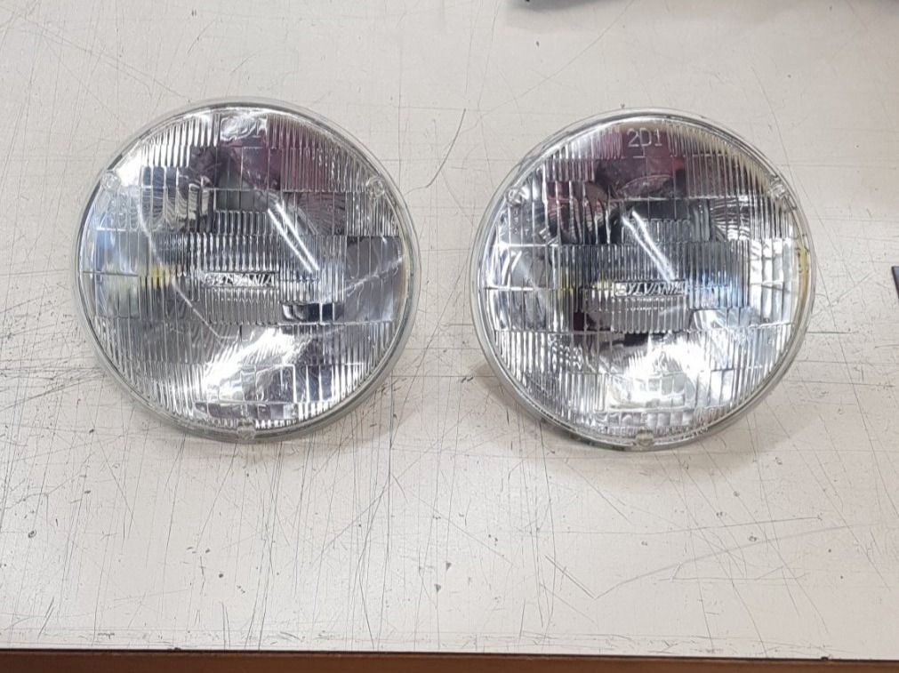 Fari: Scheinwerfer Sealed Beam Sylvania 6014 12v Oldtimer – Usato da Niederrohrdorf venduto da freestyle01