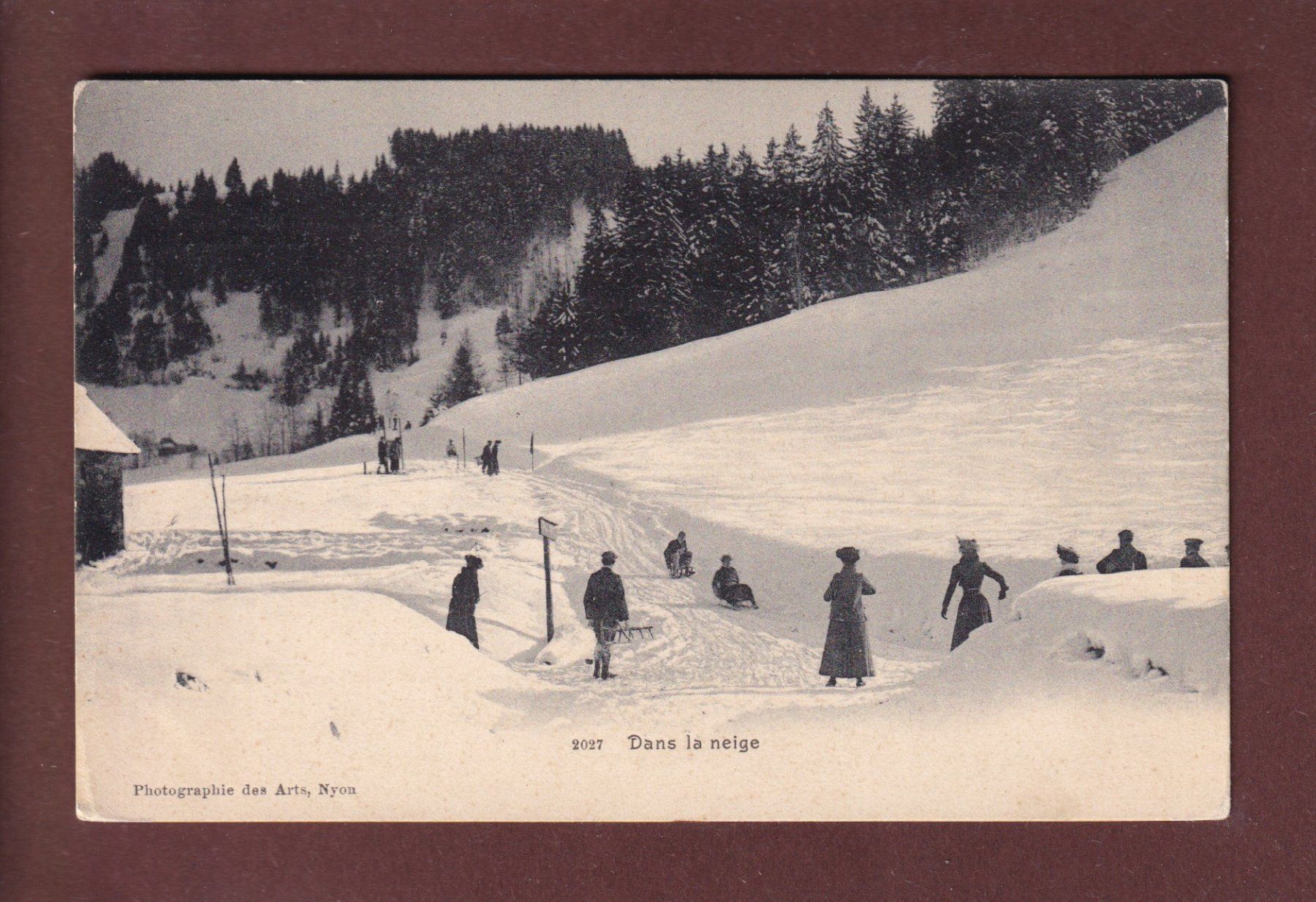 Cartoline postali: Dans la NEIGE - Luge - 1905 – Usato da Pully venduto da nicecards