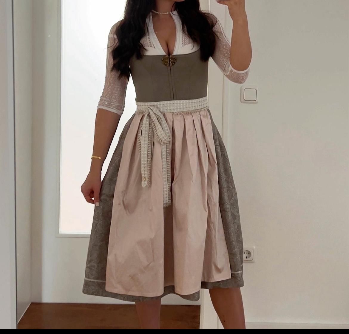 Vestiti: Alpenherz Dirndl Gr36  – Nuovo (secondo la descrizione) da Zürich venduto da oon_nns5