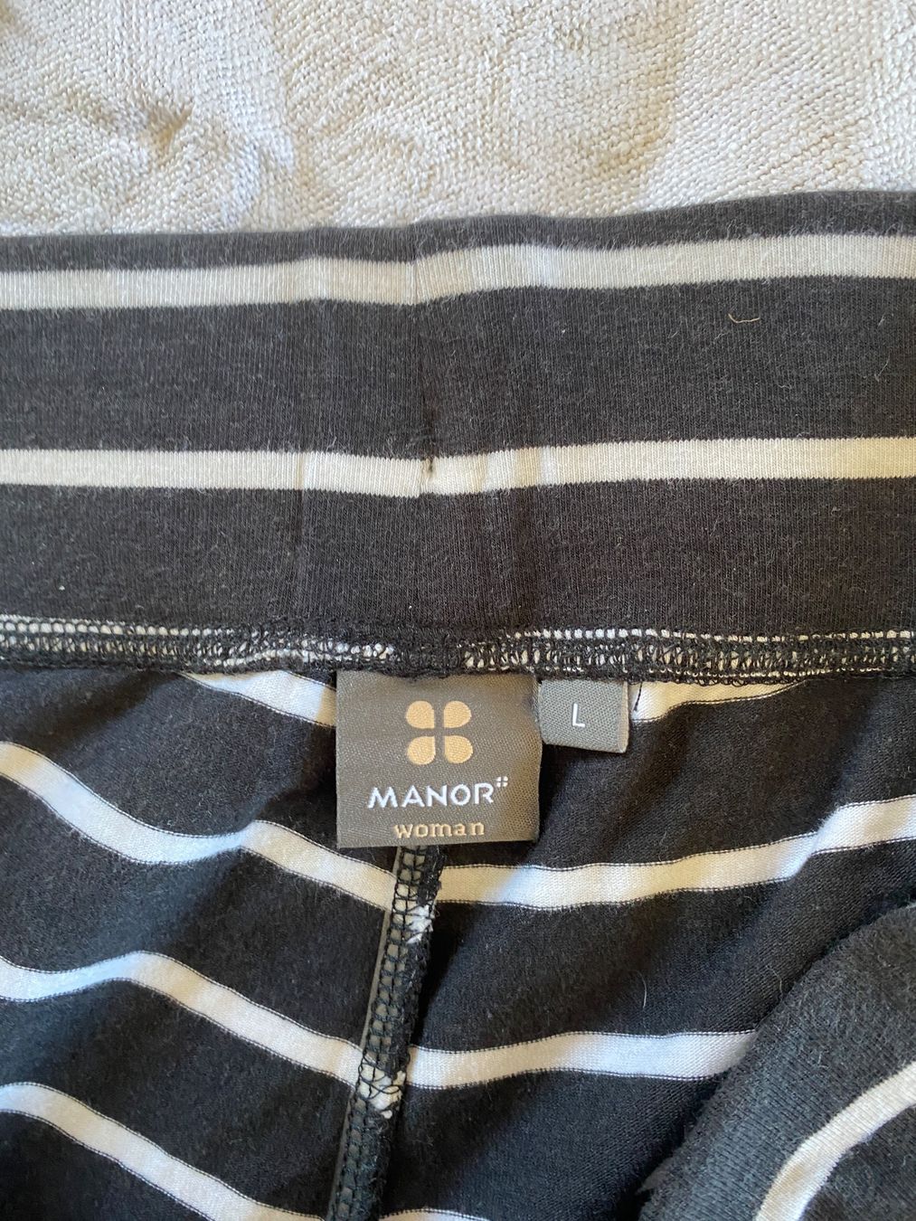 Manor Hosen: Jogging-/ Kuschelhose – Gebraucht aus Tesserete von kerstin020 1