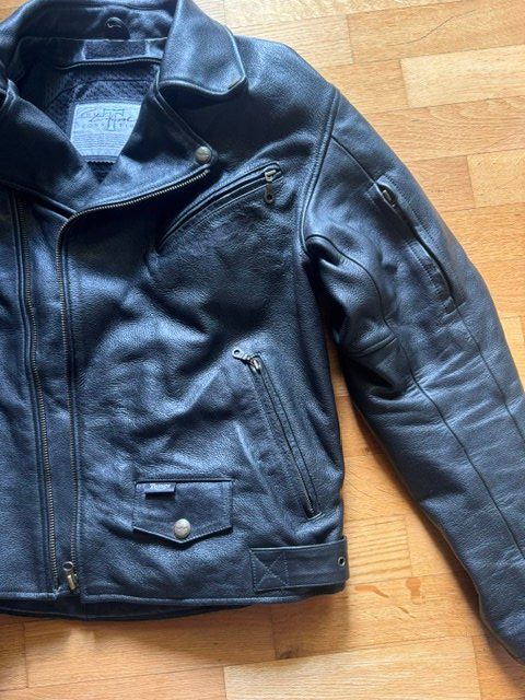Triumph Giacche: Motorradjacke Triumph – Usato da Höri venduto da Alfar 5
