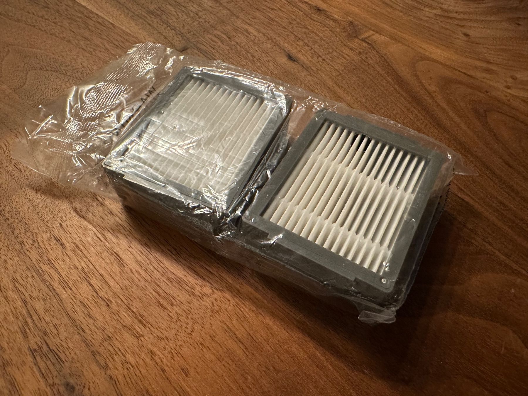 Irobot Ventilazione: Luftfilter iRobot für Roomba i7 i3 E5 etc. 2pics – Nuovo e nell'imballaggio originale da Oberembrach venduto da deftig 1