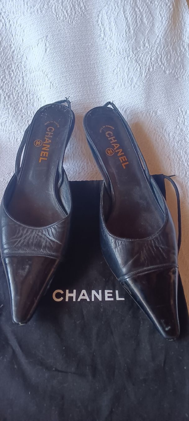 Chanel Damenschuhe: CHANEL SCHUHE (GR.40 1/2) – Gebraucht aus Maienfeld von Andyr44