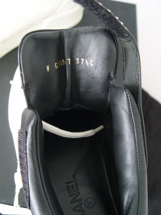 Chanel Damenschuhe: Chanel Sneaker Gr. 37.5 – Zeitlose Eleganz für den Frühling! – Gebraucht aus Dietikon von your-2nd-chance 5