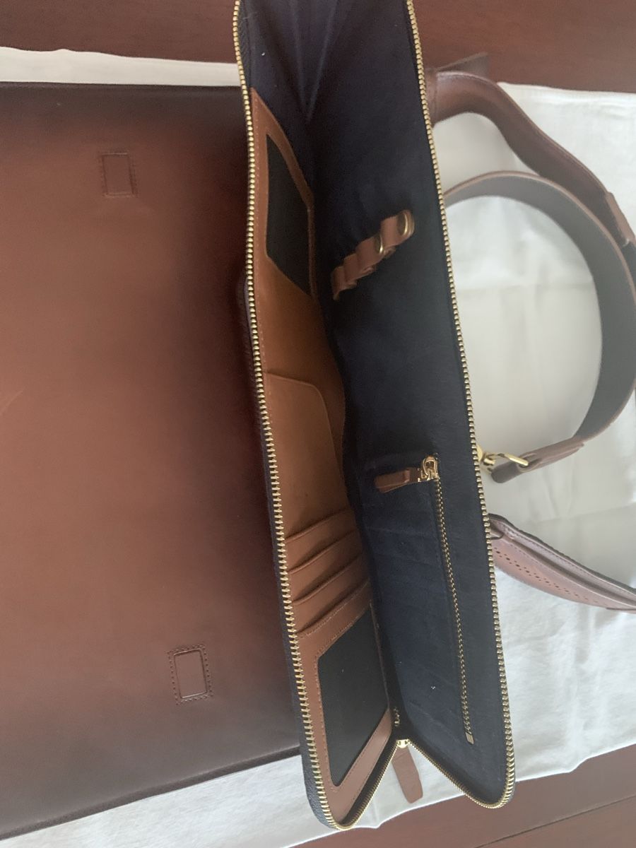 Valigie & Borse: Laptop Sleeve  Lapis Bard – Nuovo (secondo la descrizione) da Lugano venduto da Edera49 1