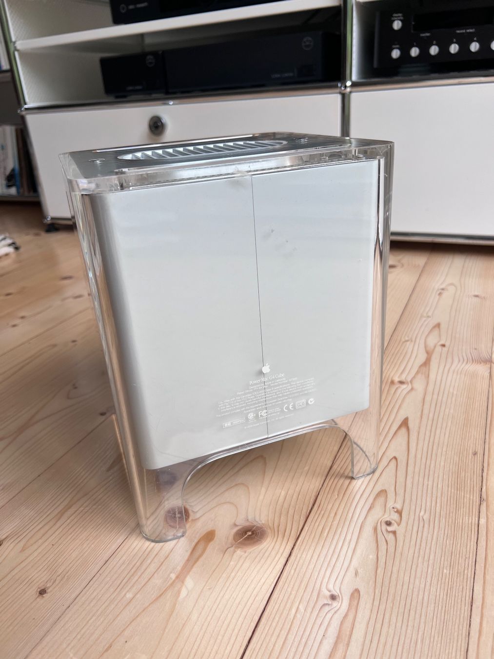 Apple PC: Apple Power Mac G4 Cube – Difettoso da St. Gallen venduto da stephan.a 3
