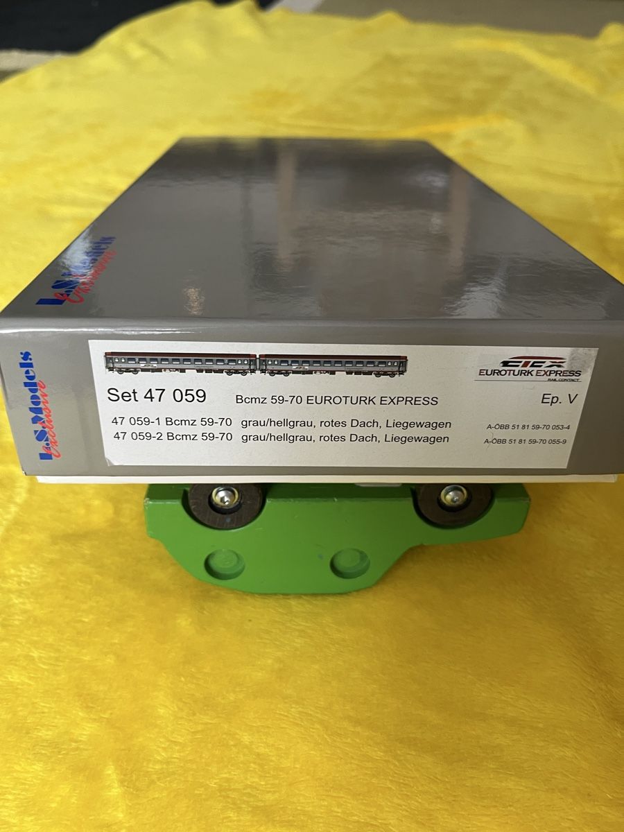 LS Models Modellini di ferrovie: ÖBB Liegewagen Sonderpackung – Nuovo e nell'imballaggio originale da Thusis venduto da Starlera 1