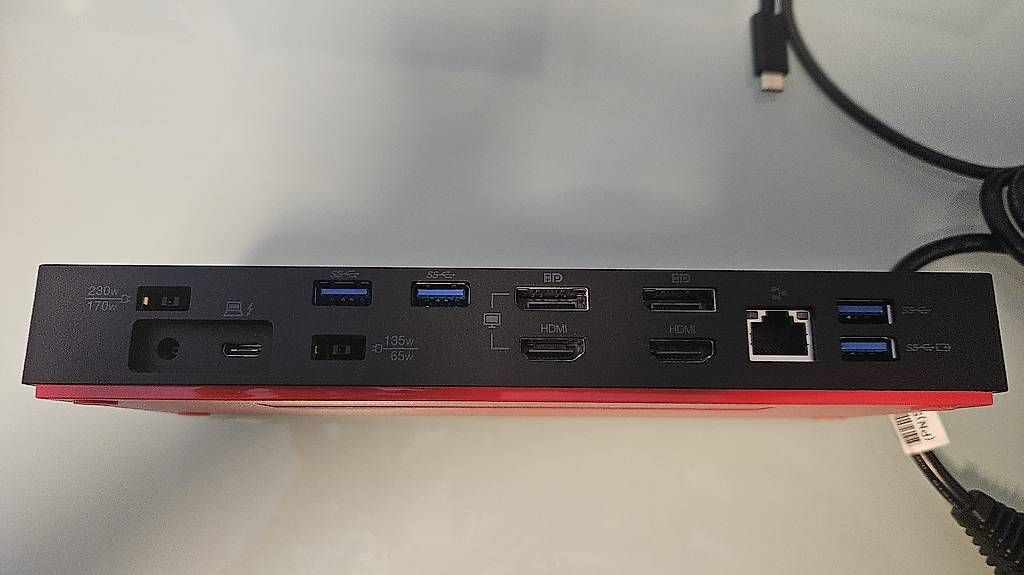 Lenovo Docking station: Lenovo ThinkPad Thunderbolt 3 Dock Gen 2 135W – Usato da Schinznach Dorf venduto da Hombi 2