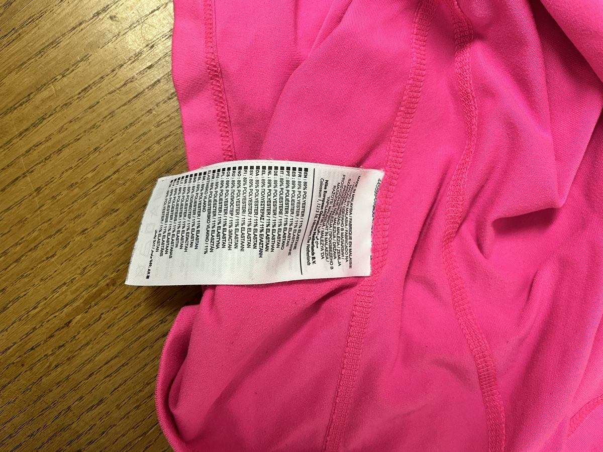 Nike Pullover & Sweatshirts: Pinkes Nike-Shirt Grösse S-M – Gebraucht aus Teufenthal AG von Nanahu 4