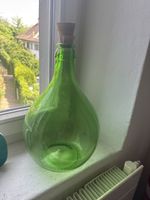Grosse Glasflasche