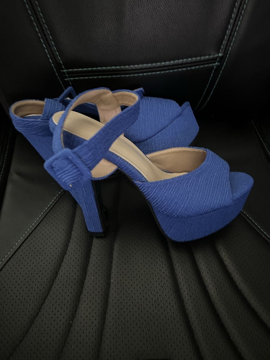 Scarpe da donna: Blaue High heels Neu  – Nuovo e nell'imballaggio originale da Biberist venduto da sai_bw7l 1