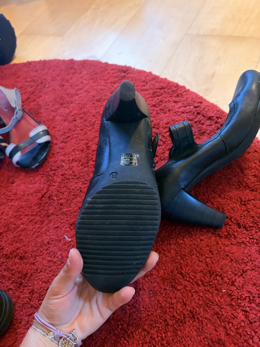 Scarpe da donna: Mary Jane à talon  – Usato da Lavigny venduto da Lea_9rxv 6